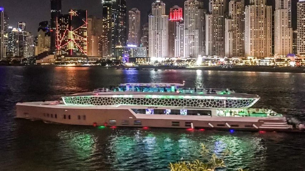 MARINA MEGA YACHT DINNER